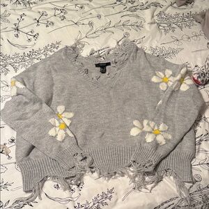 Forever 21 Light Gray V-Neck Sweater with Floral Design